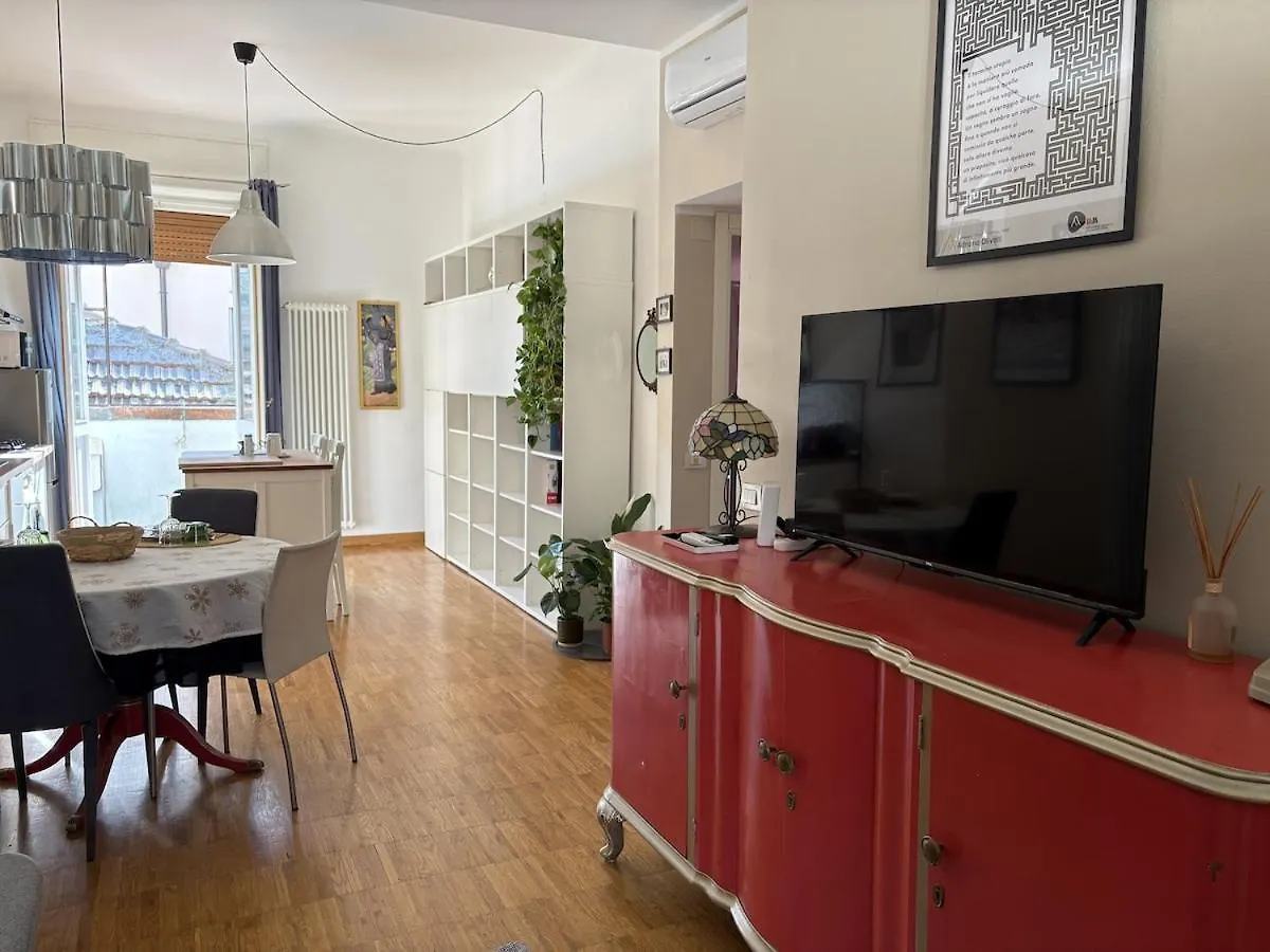 Little Milan 5 - Lm5 Apartman