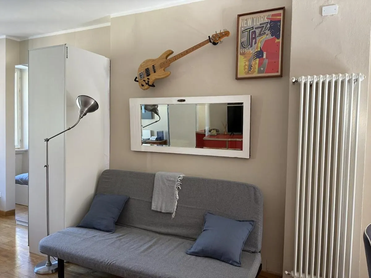 Little Milan 5 - Lm5 Apartman